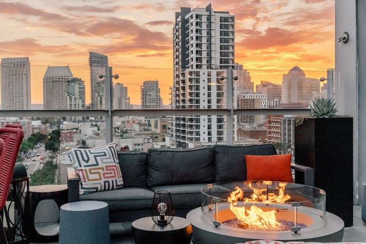 Where to Eat and Drink During San Diego Comic Con Weekend