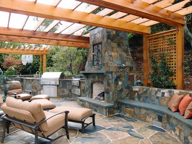 4 Chic Styles of Outdoor Lounge Seating