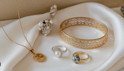 The Jewelry That Earns Its Place, Timeless Pieces Worth Collecting Over a Lifetime