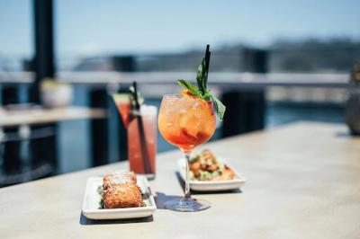 How Cannabis-Infused Drinks Are Changing the Way We Socialize Without Alcohol
