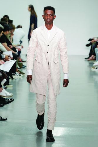 Suit Yourself: Dress Well for the Modern Man