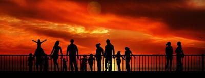 A Comparative Analysis of Balustrades: Wood, Glass or Metal?