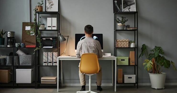 Building a Home Office That Feels as Good as It Works | Home Design