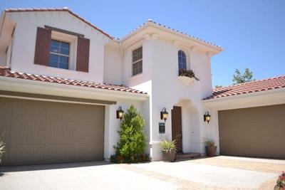 4 Ideal Reasons for Investing in a New Residential Garage Door