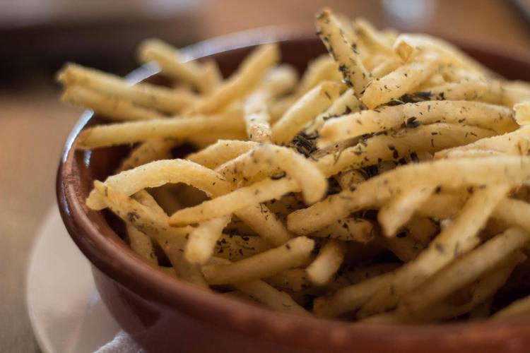 Au Revoir Restaurant in Hillcrest