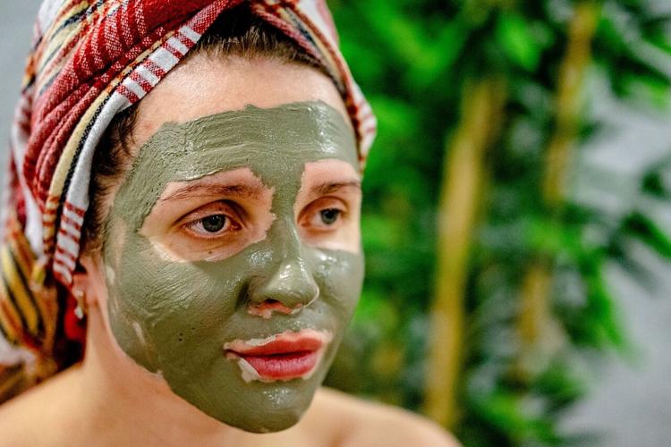 A Full Guide to Taking Proper Skincare