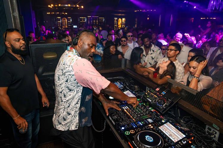 Oxford Social Club Brings Summer Nights of Music and Sophistication