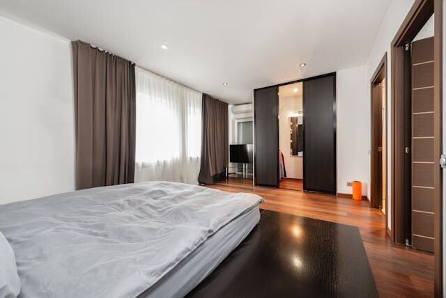 The Ultimate Guide to King Mattress Covers: Comfort, Protection, and Style