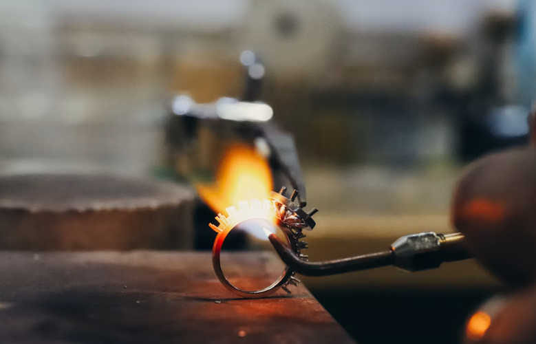 OEM vs ODM Jewelry Manufacturing: What Brand Owners Should Know