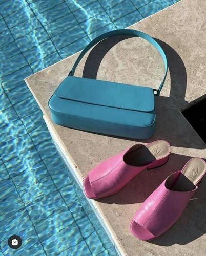 Sculpted by Sunlight: Summer Styles with a Luxe Twist