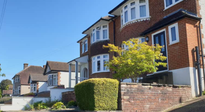 How to Avoid Delays When Selling in a House Chain