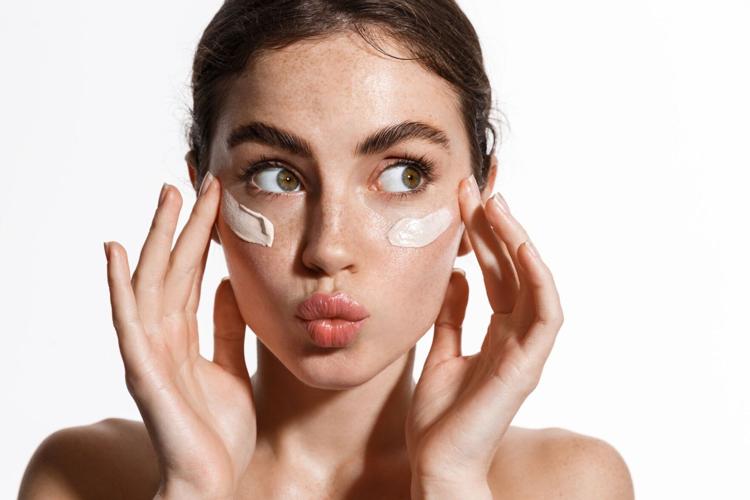 The-Ultimate-Skin-Care-Guide-For-People-With-Dry-Skin