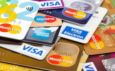 Cashless: A Look into the Rise of Mobile Payments