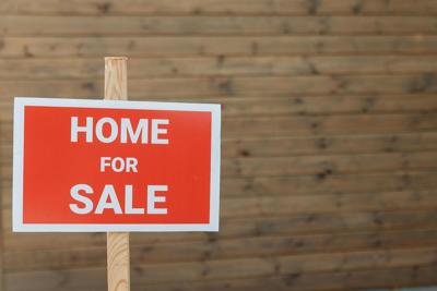 How Selling to Cash Buyers Simplifies Home Sales During Divorce in 2025