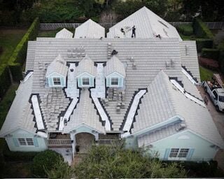 Florida’s Roof Age Law Is Changing How High-Value Roofs Are Evaluated, Preserved, and Certified