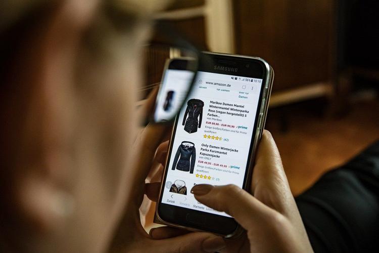 Shopping Online? Here's What to Keep in Mind