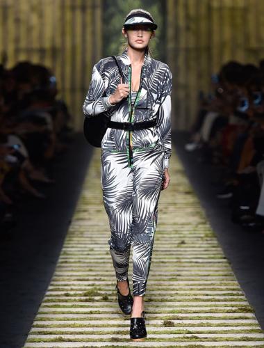 Trendy Couture Hats and Caps