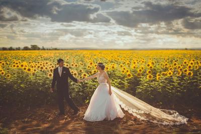 Eco-Friendly Elegance: Incorporating Sustainability into Your Wedding Cards