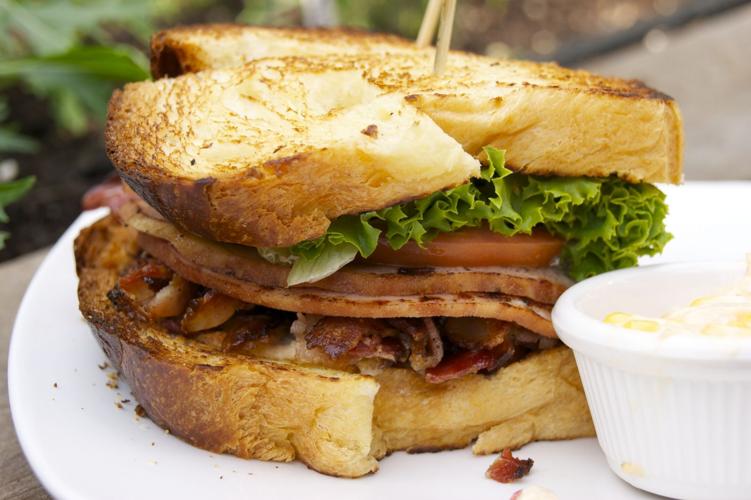 Best Sandwiches in San Diego: Carnitas Snack Shack Review