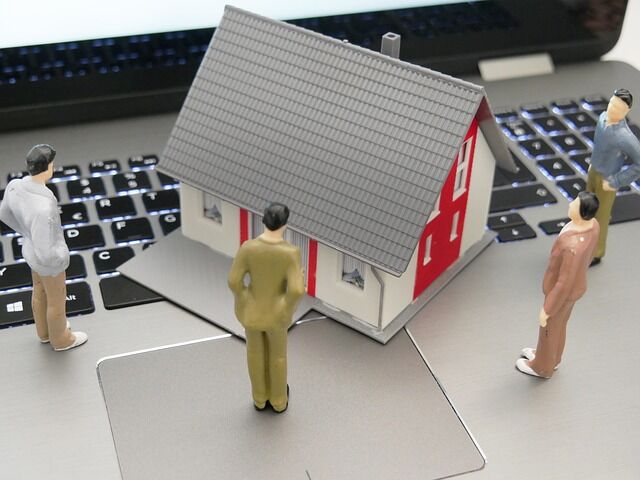 Looking for a New House? Here are Some Buying Tips