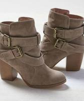 Gorgeous Shoes for the Winter Season in San Diego