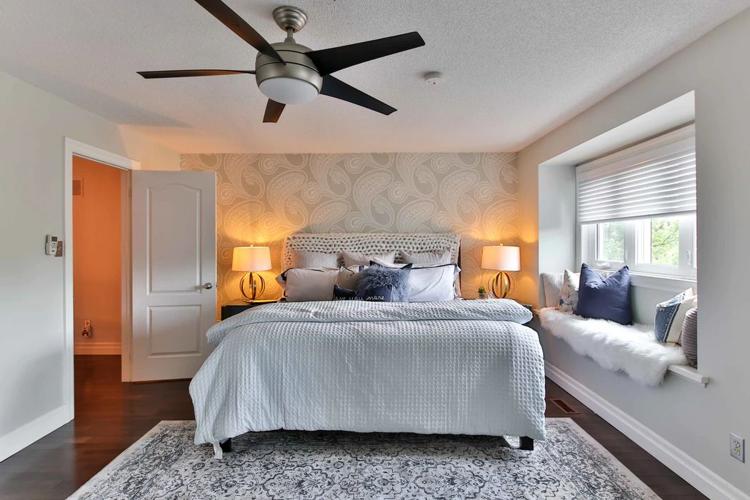Must-Have Furnishings For A Cozy Modern Look