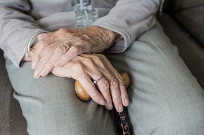 6 Ways to Make a Home Comfortable for Seniors