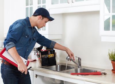 Top 7 Reasons to Hire a Professional Plumber for Homeowners