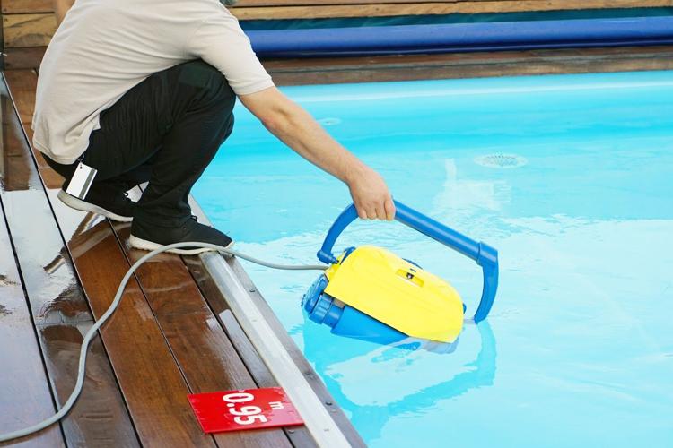 Keeping Your Pool Crystal Clear During Extreme Heat