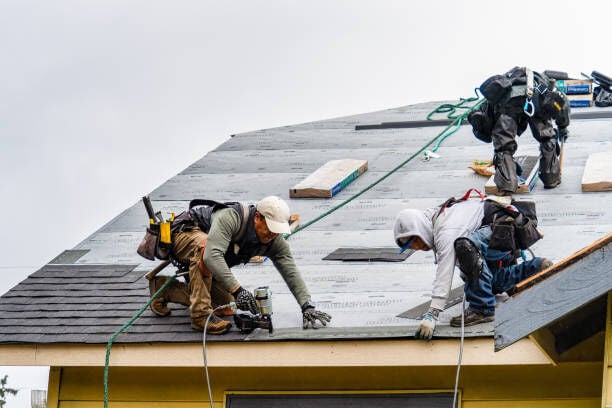 DIY vs. Professional Roofing: What’s the Right Option for Your Home?