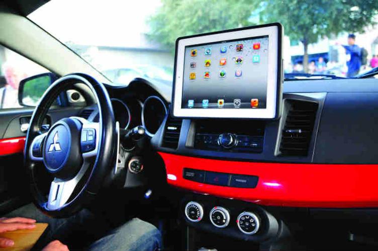 Awesome Auto Gifts for the Holidays