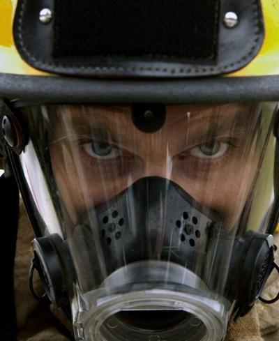 A Man look For the Right PPE Supplier for His Business