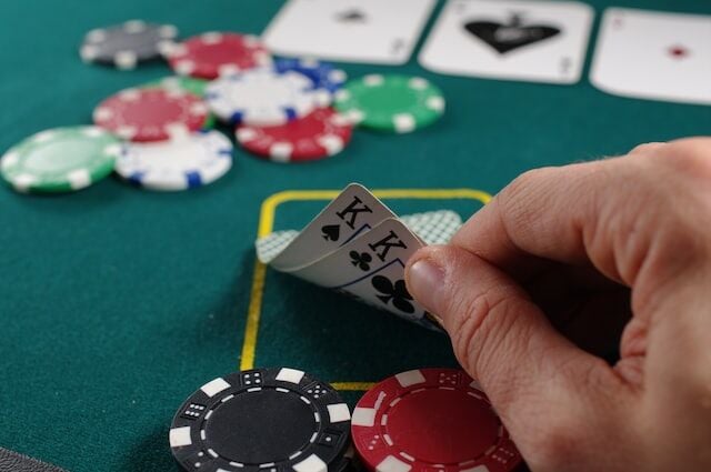 Surprising Health Benefits of Gambling | Featured | finehomesandliving.com