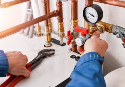 When to Call a Repipe Specialist in Youngstown for Your Plumbing Issues