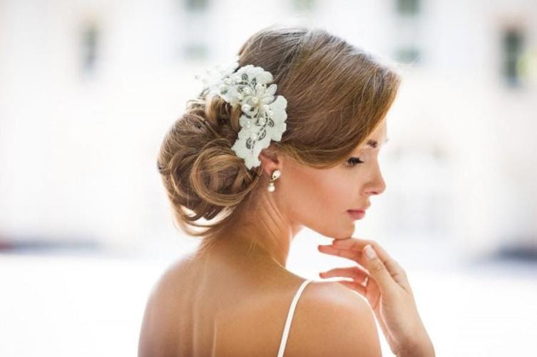 Lovely Wedding Accessories to Make Everyone Shine