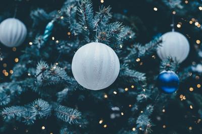 3 Hosting Tips That Will Take Your Holiday Parties to the Next Level