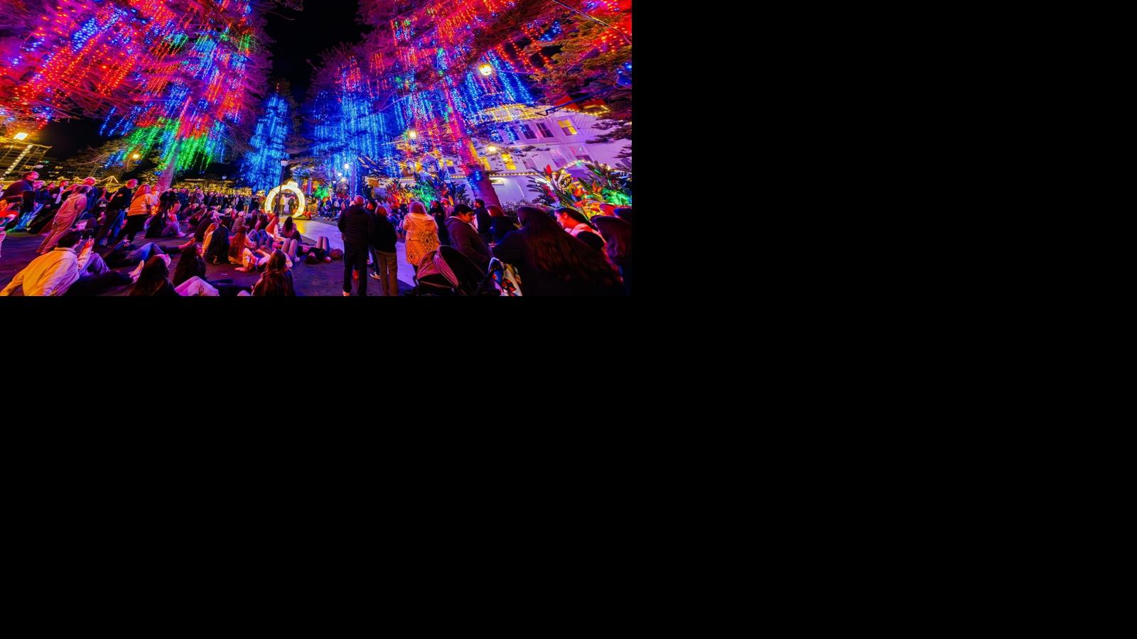 A Holiday in Oz Turns Hotel del Coronado Into a Dazzling World of Winter Magic