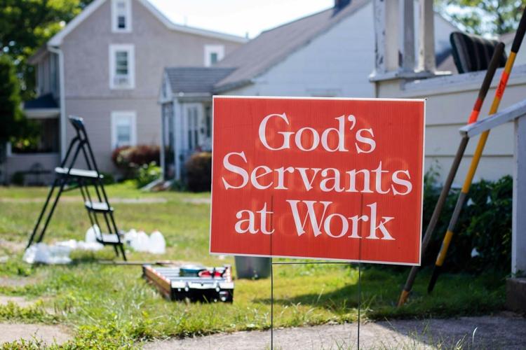 7 Ways Yard Signs Can Help Spread the Word in the Neighborhood