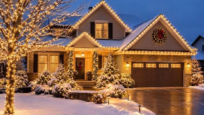 How Professional Christmas Light Installation Saves Time
