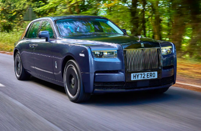 Top Features to Consider When Investing in a High-End Vehicle