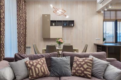 An Expert’s Guide to Decorating an Apartment: Making the Most of Your Overseas Home