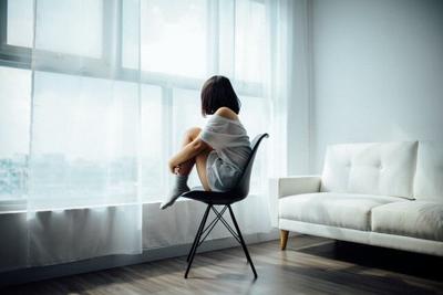 8 Factors to Consider When Selecting the Perfect Blinds for Your Office