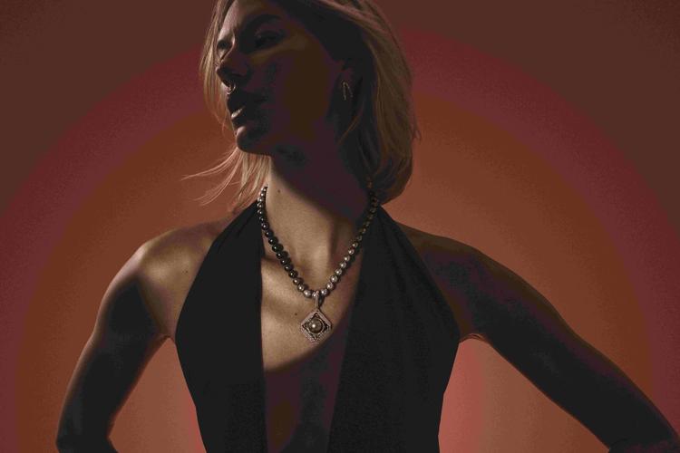 Renisis Jewelry Comes to Jensen Stern With Artistry That Redefines the Body