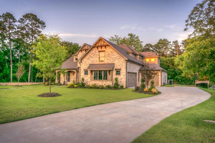 Don’t Know What Driveway Color To Pick? Read These 5 Tips