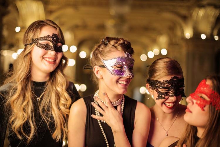A Night of Mystery and Magic Lies Ahead at the NFL Alumni Mardi Gras Masquerade in San Diego
