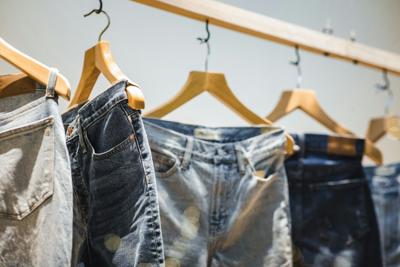 High wasted jeans like these are a timeless staple in women's fashion