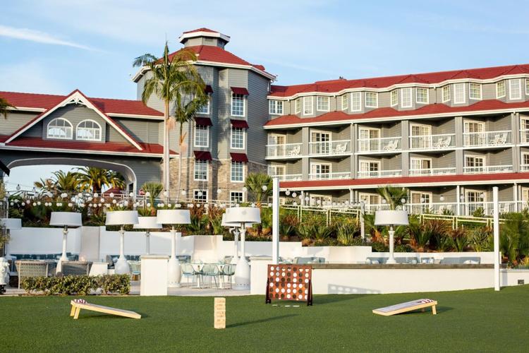 A New Seaside Jewel for the Senses