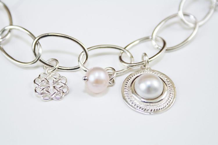 The Perfect Christmas Gift - Rosaline Jewelry