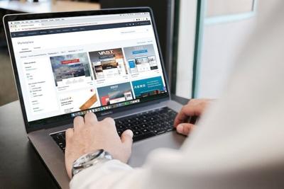 An Online Shopping Guide for Smart Shoppers