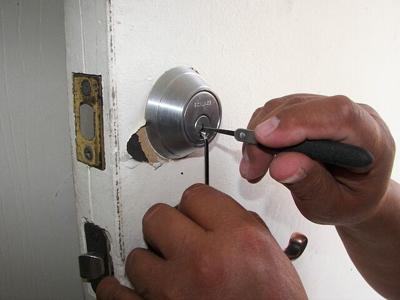Here’re 4 Rookie Errors When Finding a Trustworthy Emergency Home Locksmith That Every Individual Must Avoid